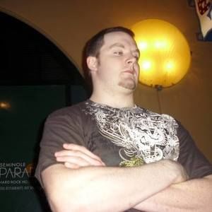 Meet your Posher, Dustin